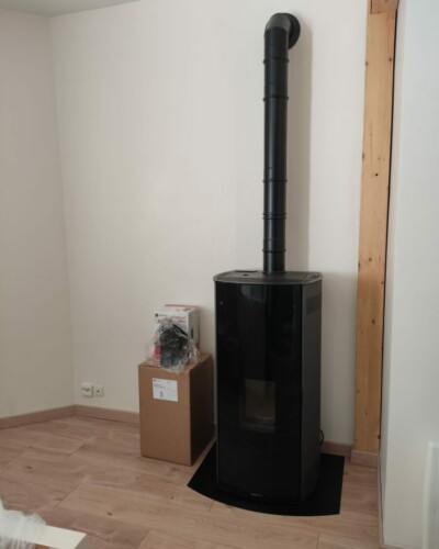 Eco Nrj Poele Tours MONA NOIR